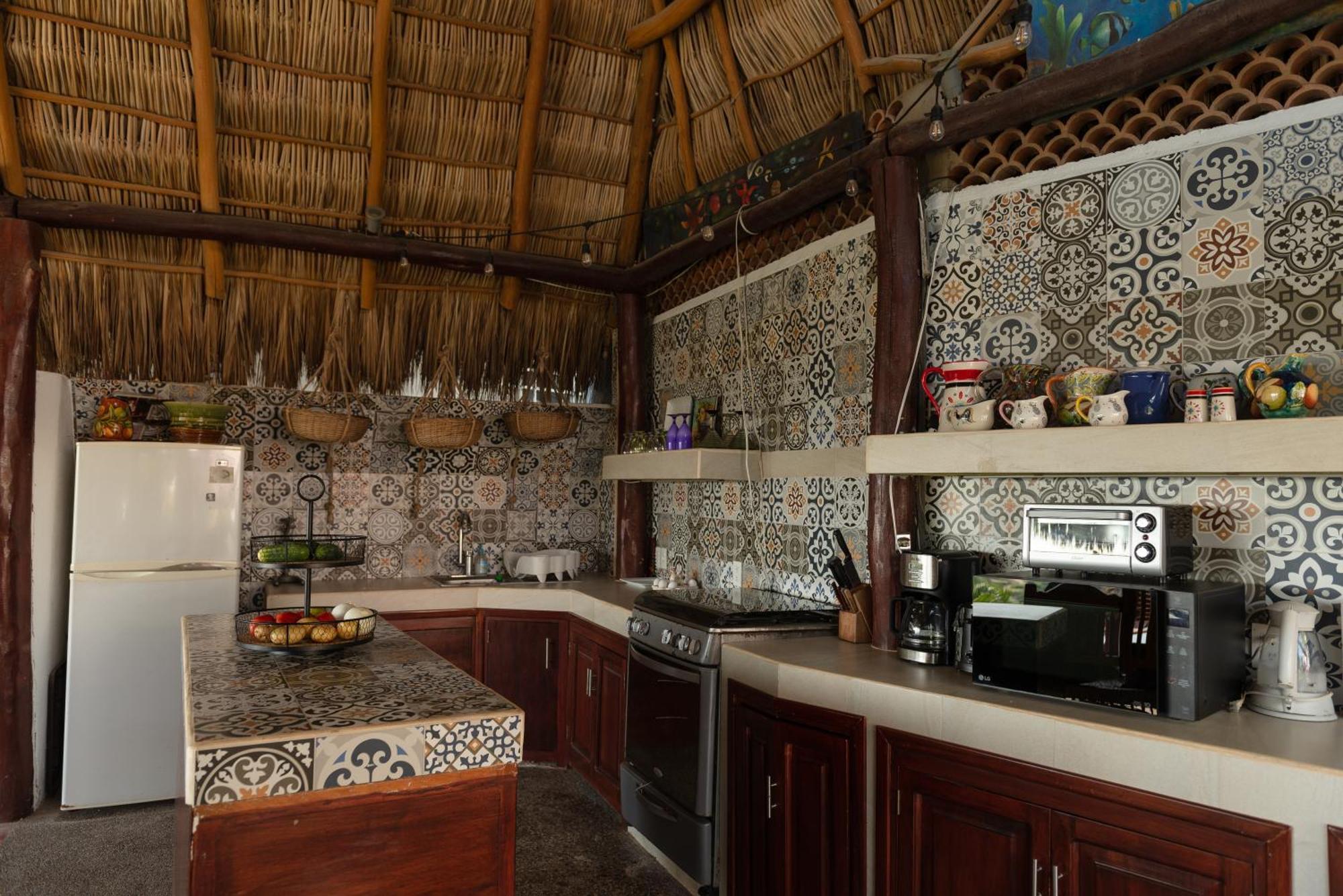 Villa Bella Bed & Breakfast Inn La Cruz de Huanacaxtle エクステリア 写真