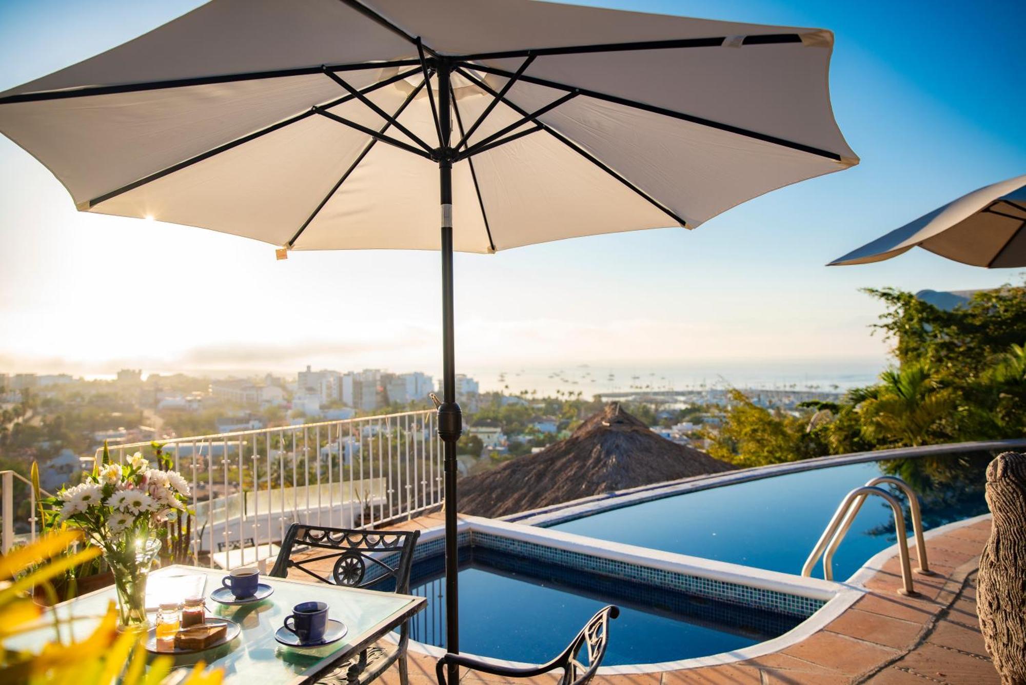 Villa Bella Bed & Breakfast Inn La Cruz de Huanacaxtle エクステリア 写真